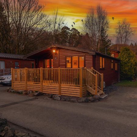 Bowness 45 - 2 Bedroom Lake Windermere Lodge Екстер'єр фото