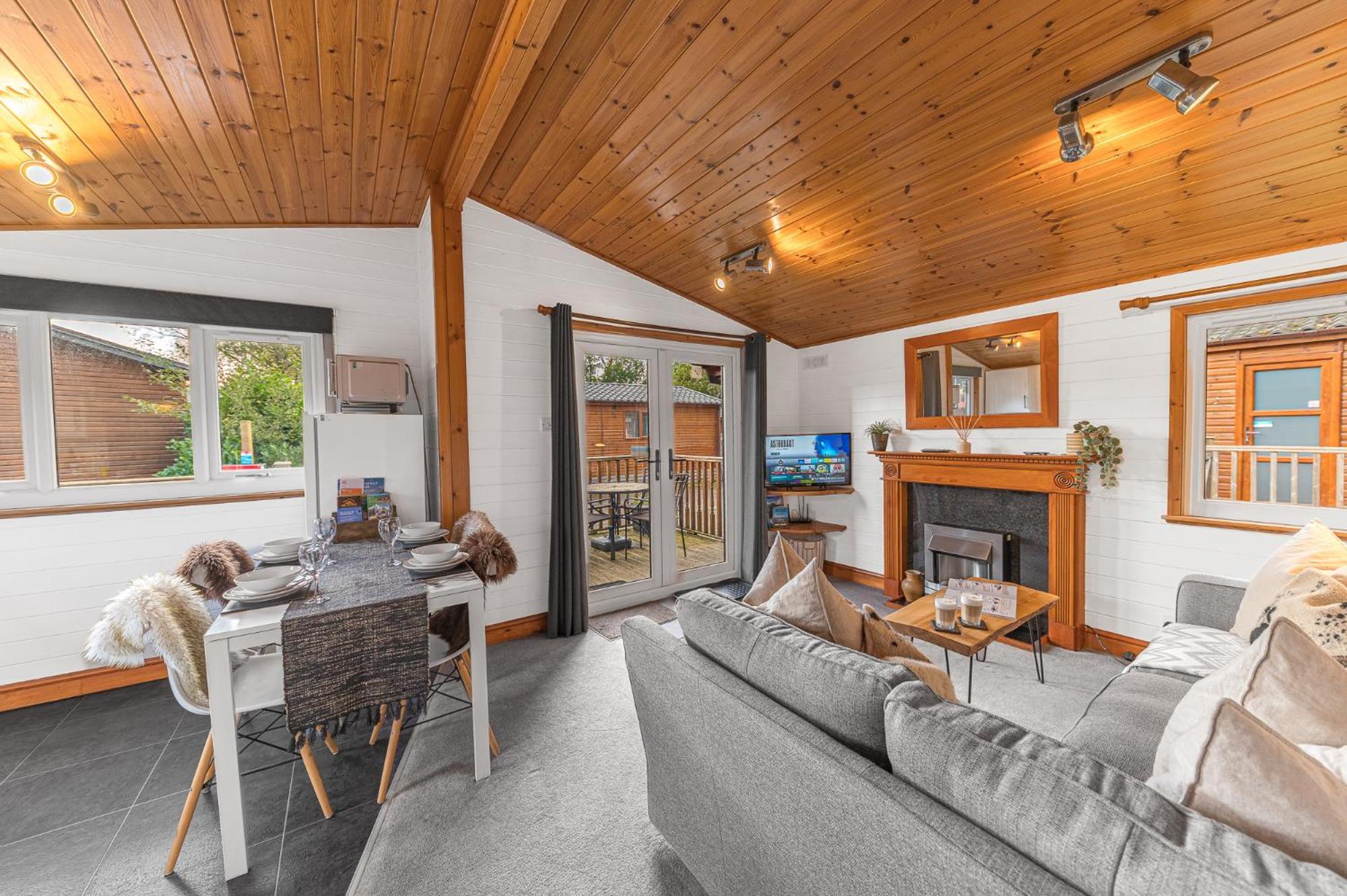Bowness 45 - 2 Bedroom Lake Windermere Lodge Екстер'єр фото